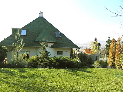 Szentendre - Eladott/Kiadott - Családiház
