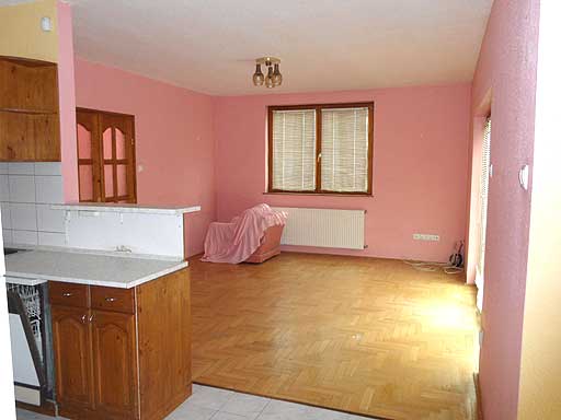 Pomáz - Eladott/Kiadott - Családiház