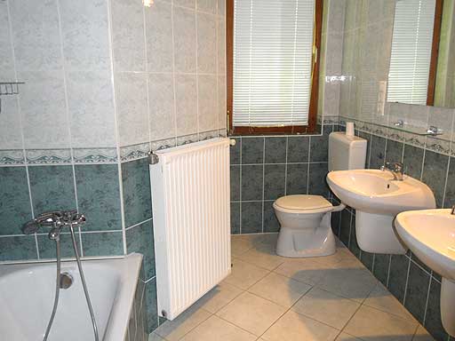 Pomáz - Eladott/Kiadott - Családiház