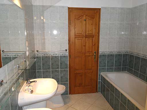 Pomáz - Eladott/Kiadott - Családiház