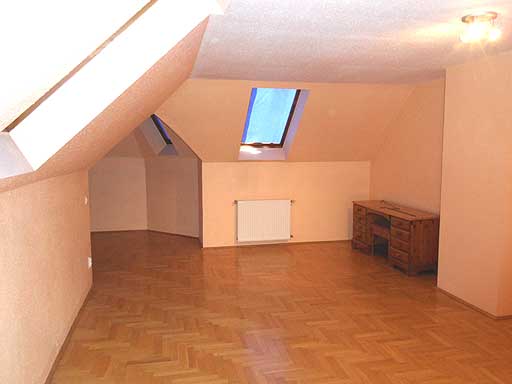 Pomáz - Eladott/Kiadott - Családiház