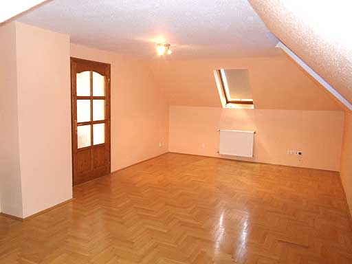 Pomáz - Eladott/Kiadott - Családiház