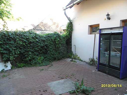 Szentendre - Felfüggesztve - Kereskedelmi